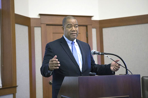 Board Room Presenter